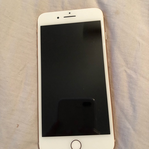 Rose gold iPhone 8 Plus Verizon - Picture 2 of 4